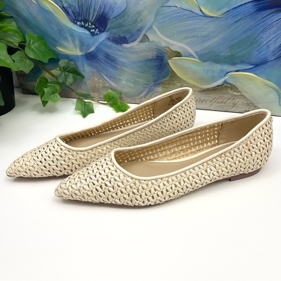 New Sam Edelman Wanda Pointed Toe Flat in Ivory Size 6.5 - Picture 4 of 11